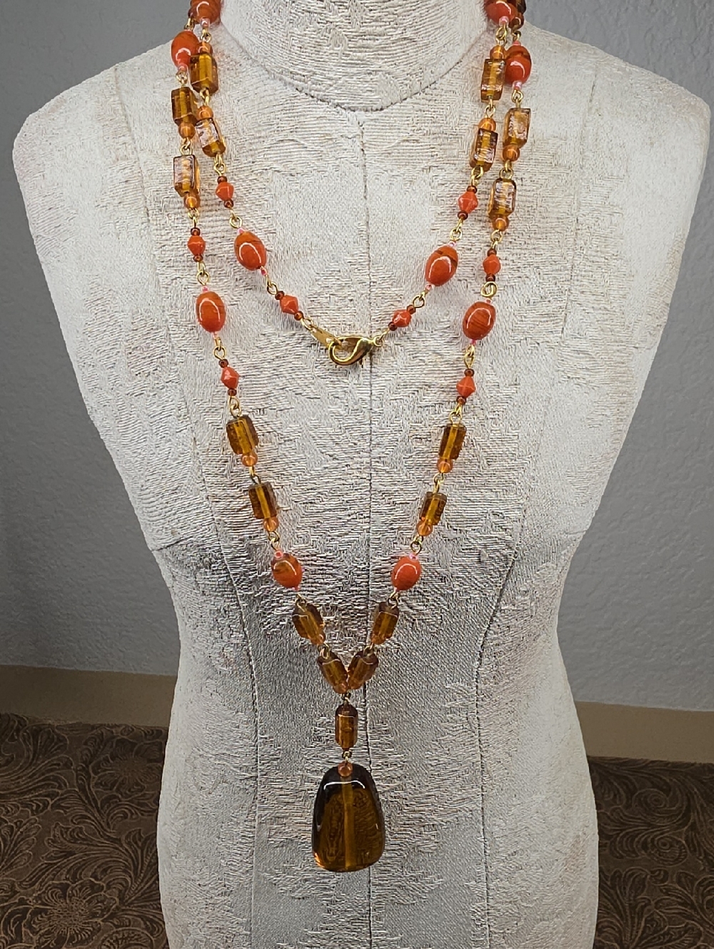 Vintage Amber Gold Coral Beaded Chain Natural Western Drop Pendant Necklace